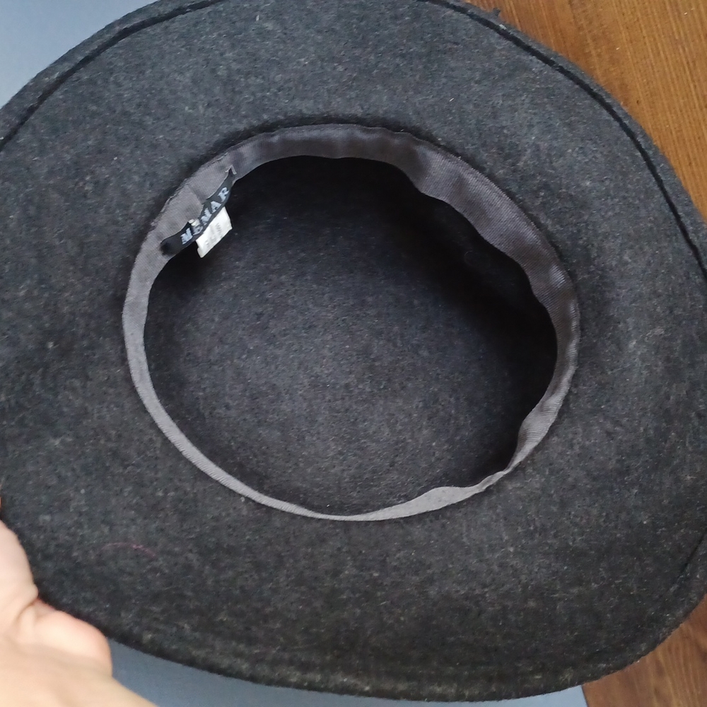 Hat - Picture 5 of 14